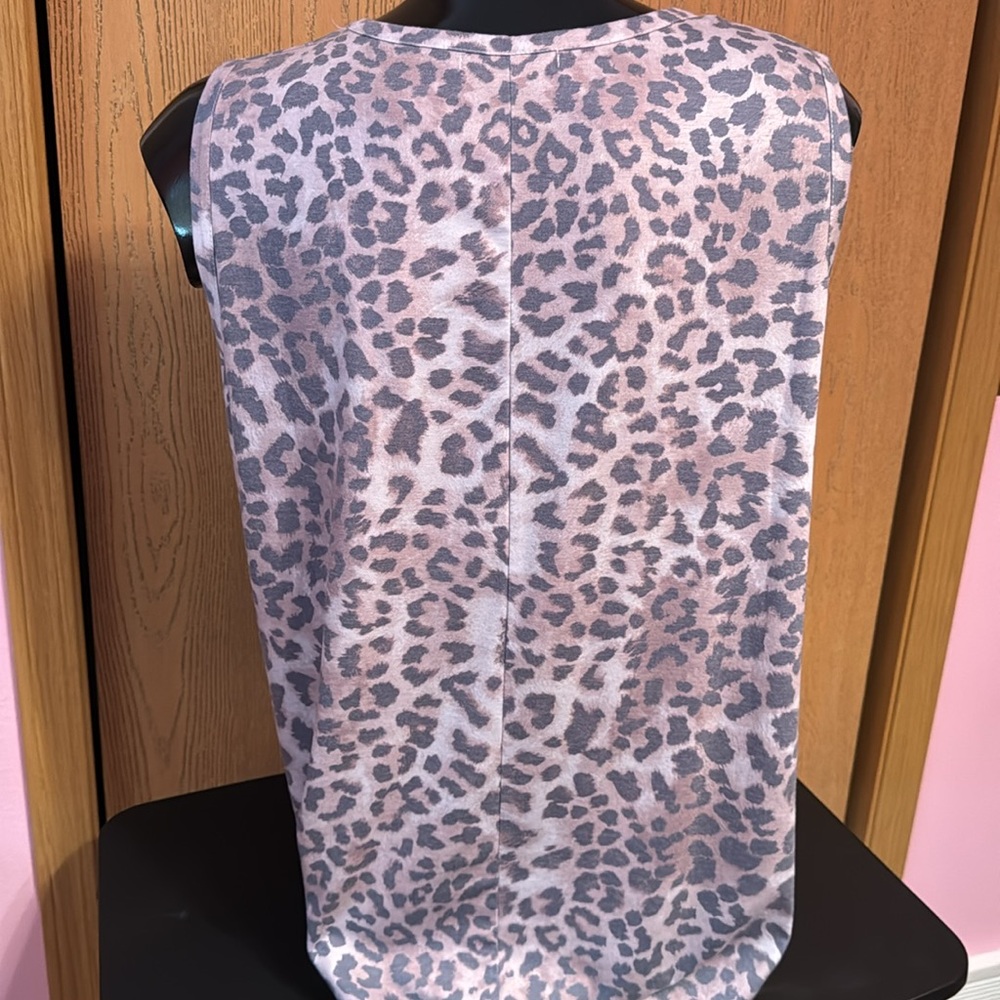Glitzy Girlz Leopard Print Sleeveless Top - Picture 2 of 3